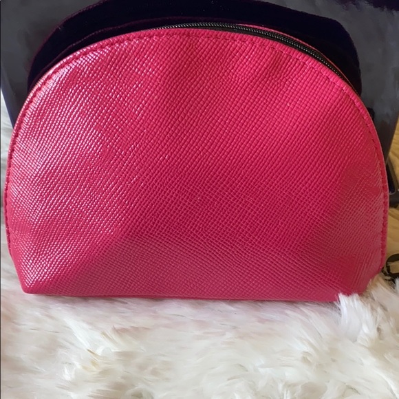 Christian Dior Cosmetic Bag - Picture 2 of 4